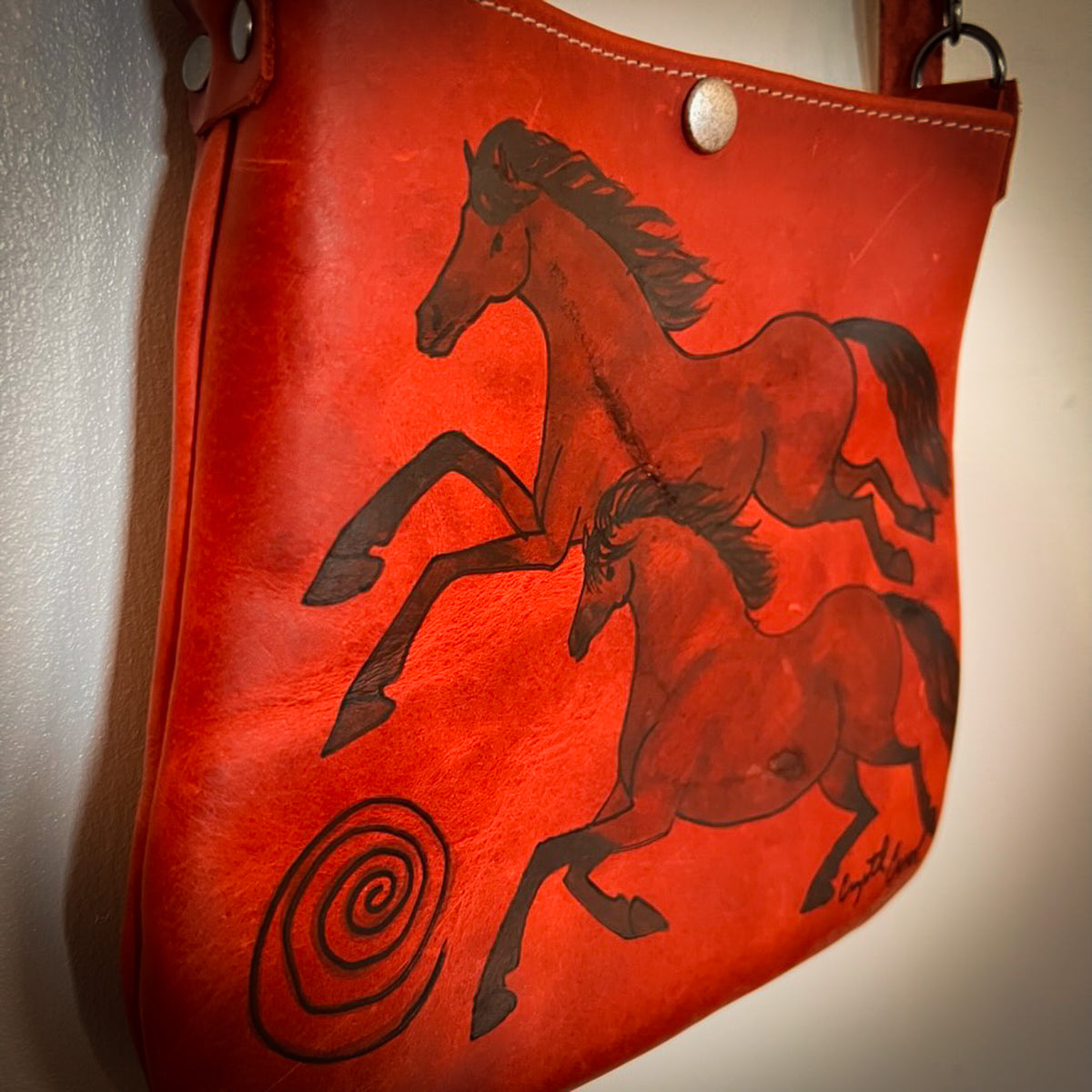 Pecos Bag with Two Running Bays and a Spiral